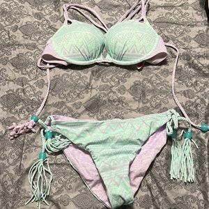 Cute Victoria’s Secret bikini